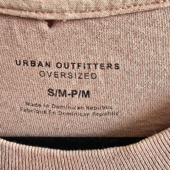 Urban Outfitters Stay Fresh Pink Long Sleeve Oversized Tee Small - Picture 5 of 13